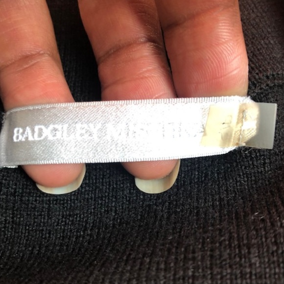 Badgley Mischka Cardigan - Picture 5 of 5